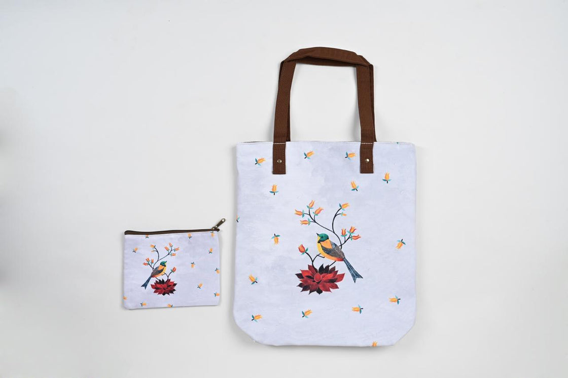 FLY CATCHER TOTE BAG